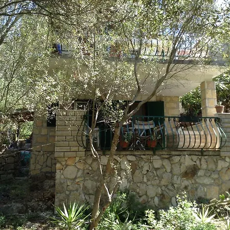 Holiday Dessa Palmizana Hvar Town